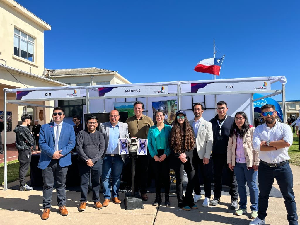 Equipo TUUMAN junto a KeyProcess y la Seremi de Ciencia y Tecnología Región de Valparaíso en Innovapolinav 2025, Polinav Viña del Mar