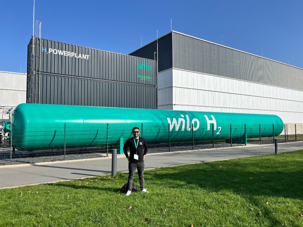 Visita técnica a la planta de hidrógeno verde H₂ Powerplant en Wilo Park, Dortmund, Alemania, en el marco de la gira tecnológica de la Agencia de Sostenibilidad Energética